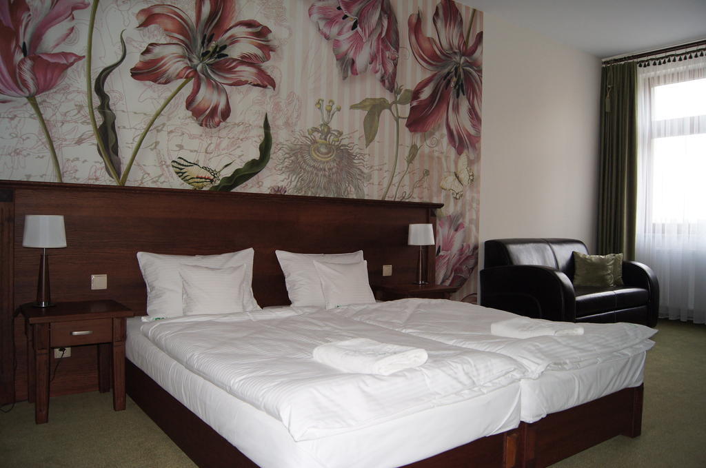 Hotel Neo Międzyrzecz الغرفة الصورة