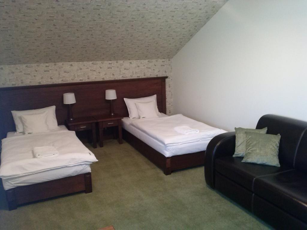 Hotel Neo Międzyrzecz الغرفة الصورة