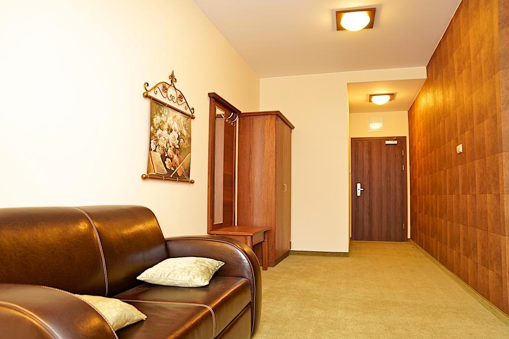 Hotel Neo Międzyrzecz الغرفة الصورة