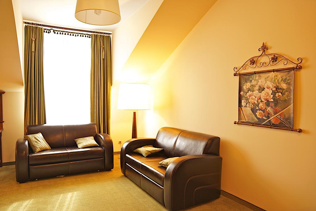 Hotel Neo Międzyrzecz الغرفة الصورة